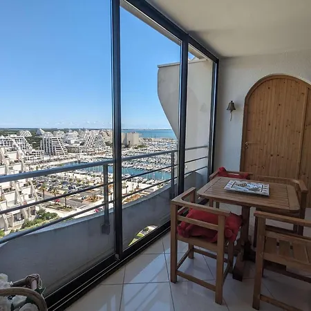 Apartment T4 Spacieux Avec Terrasse Et Vue Panoramique, Parking Inclus - Fr-1-250-286
